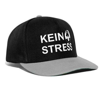 Boscho Kein Stress ® Snapback Cap weißer Text / weißes Logo - Schwarz/Grau